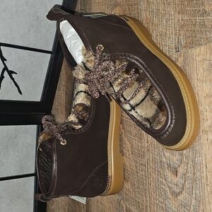 Cole Haan Chukka Bootie Warm Comfort Shoes Size 6.5 New